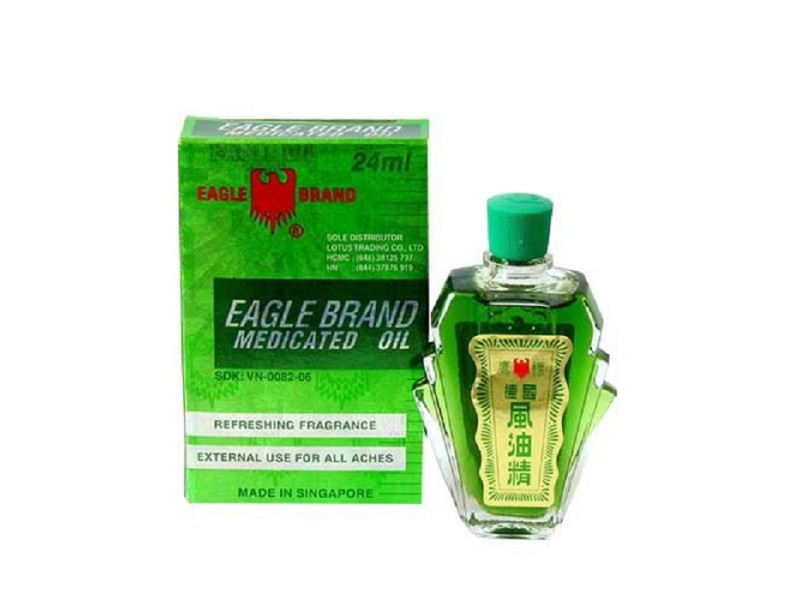 Dầu Gió Xanh Singapore Con Ó Eagle Brand 24ml